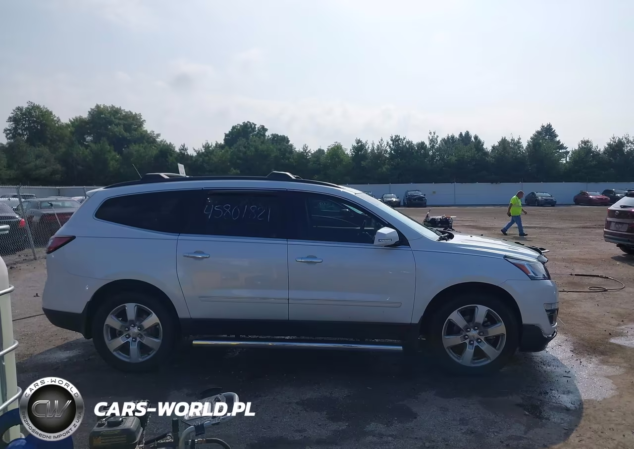2017 Chevrolet Traverse Premier VIN:1GNKRJKD8HJ103409 - 14