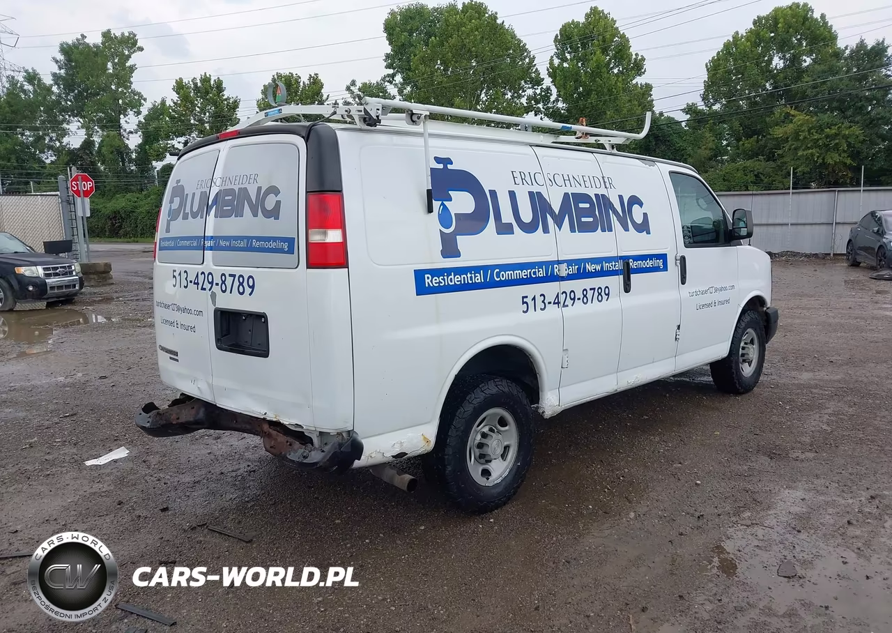 2012 Chevrolet Express 2500 Work Van VIN:1GCWGFCA3C1174608 - 4