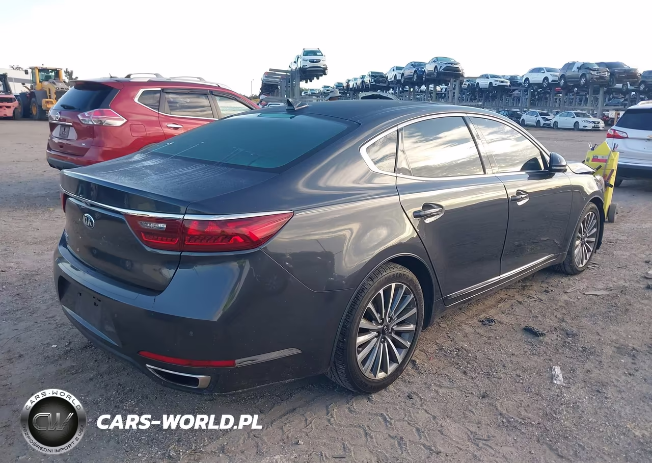 2017 Kia Cadenza Premium VIN:KNALC4J12H5084479 - 4