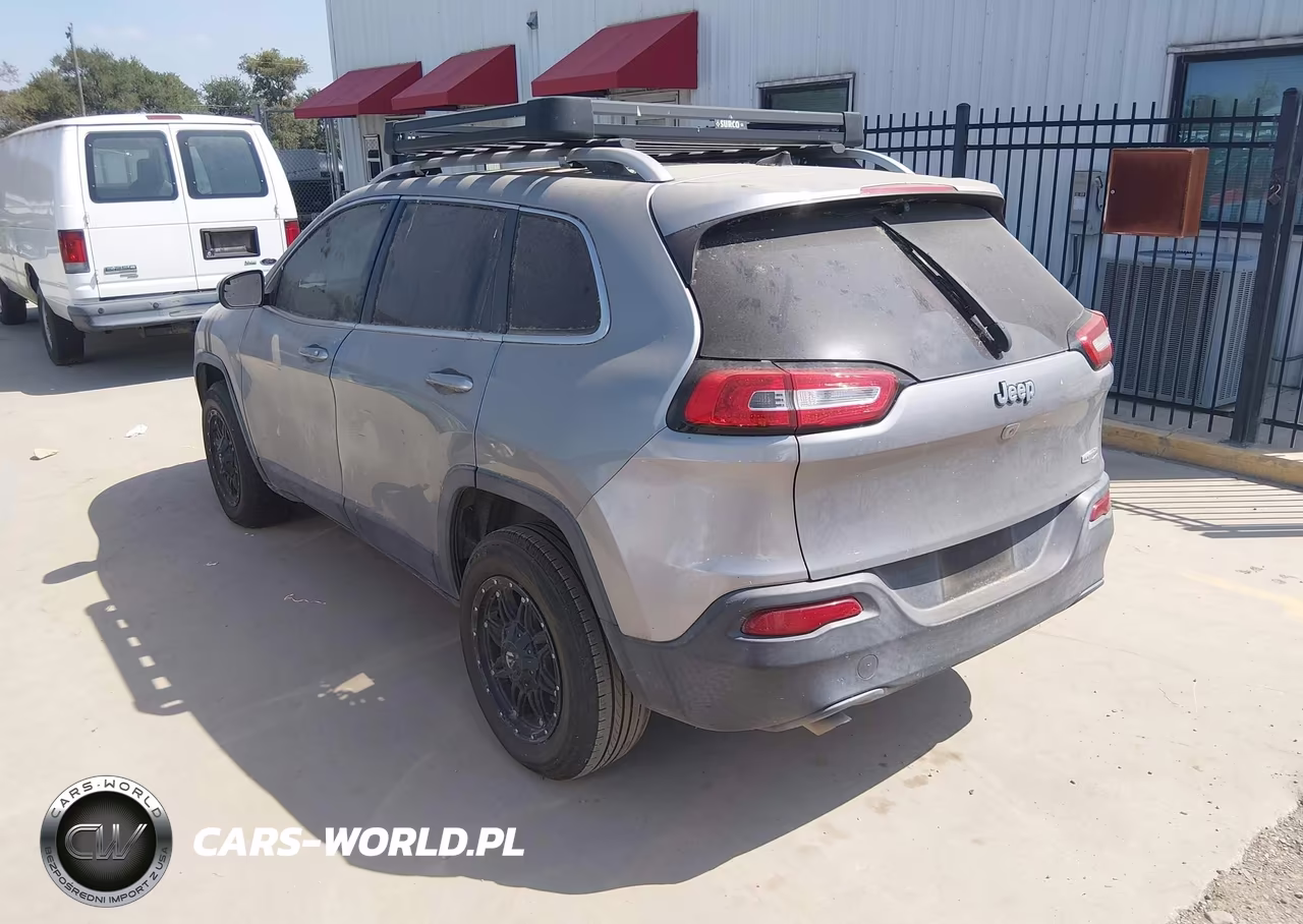 2016 Jeep Cherokee Latitude VIN:1C4PJLCB6GW177623 - 3