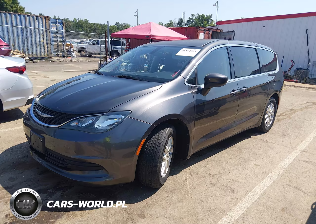 2017 Chrysler Pacifica Touring VIN:2C4RC1DG0HR759227 - 2