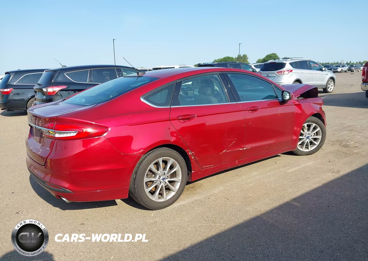 2017 Ford Fusion Se VIN:3FA6P0H7XHR146074 - 4