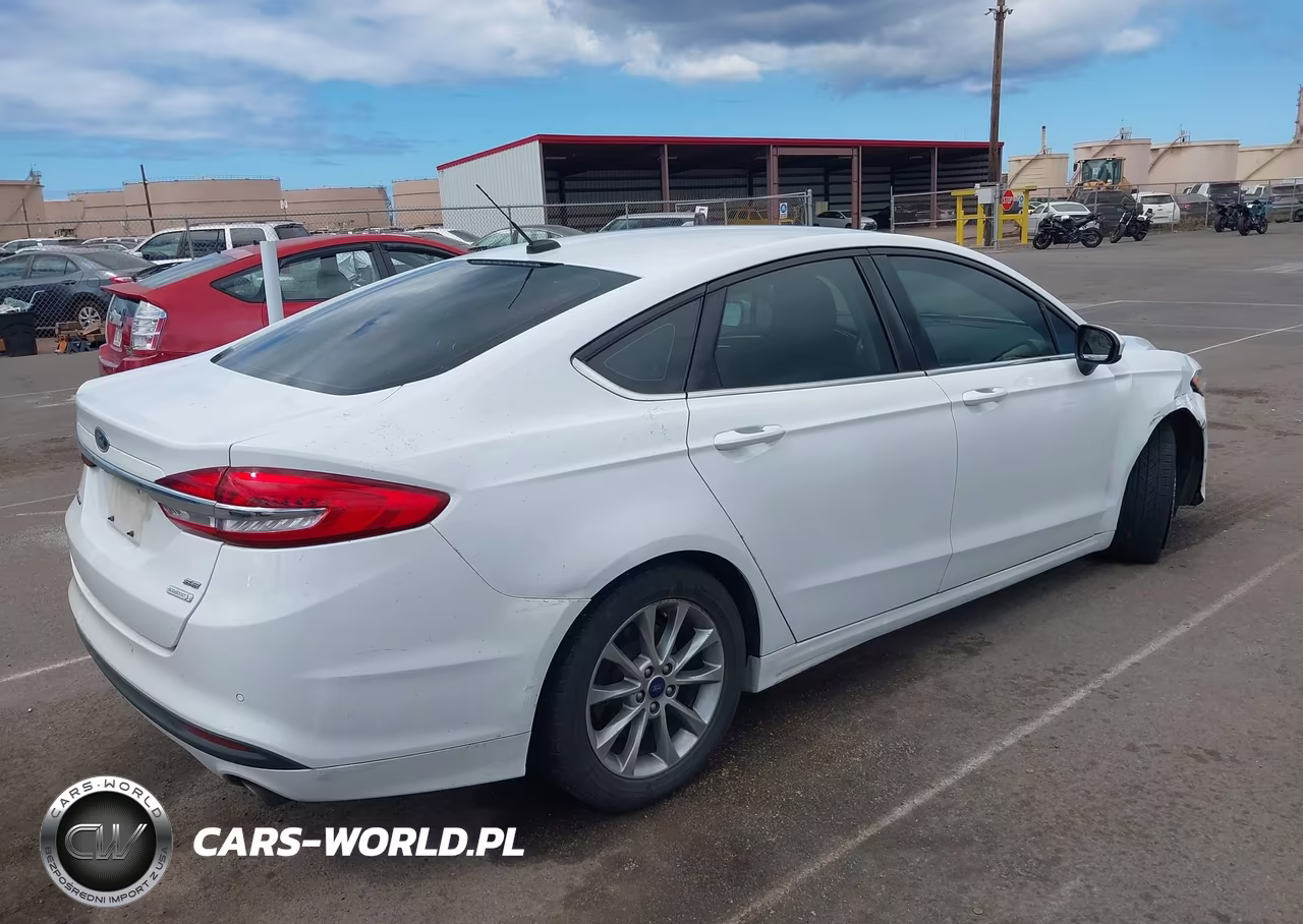2017 Ford Fusion Se VIN:3FA6P0HD1HR373689 - 4