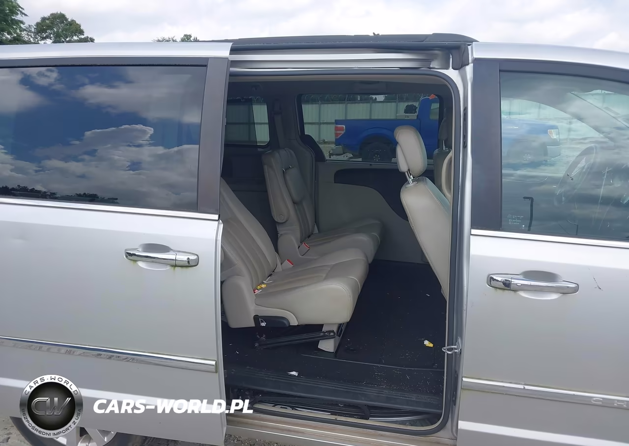 2012 Chrysler Town & Country Touring-L VIN:2C4RC1CG1CR395149 - 8