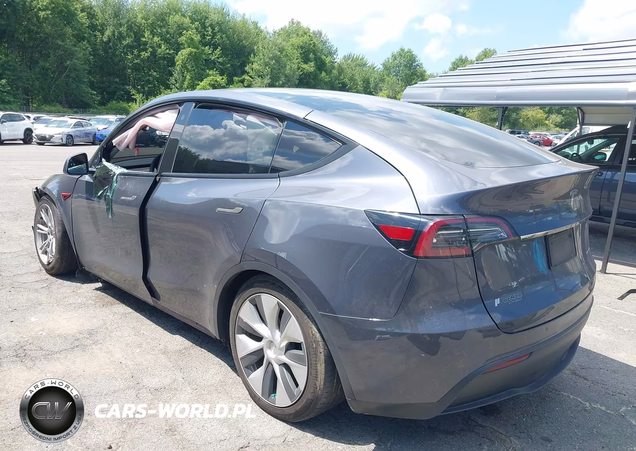 2023 Tesla Model Y Awd-Long Range Dual Motor All-Wheel Drive VIN:7SAYGDEE7PF614228 - 3