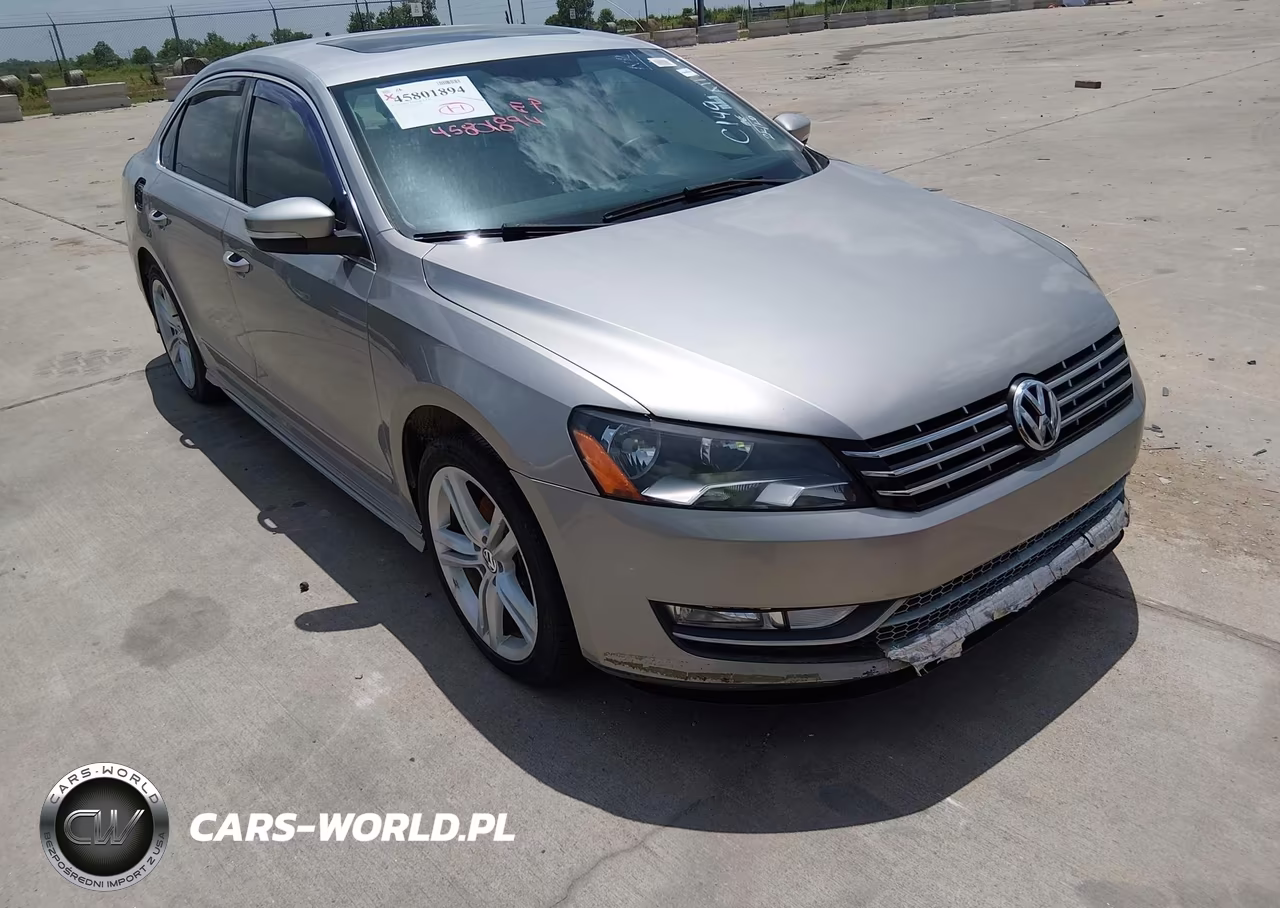 2013 Volkswagen Passat Sel