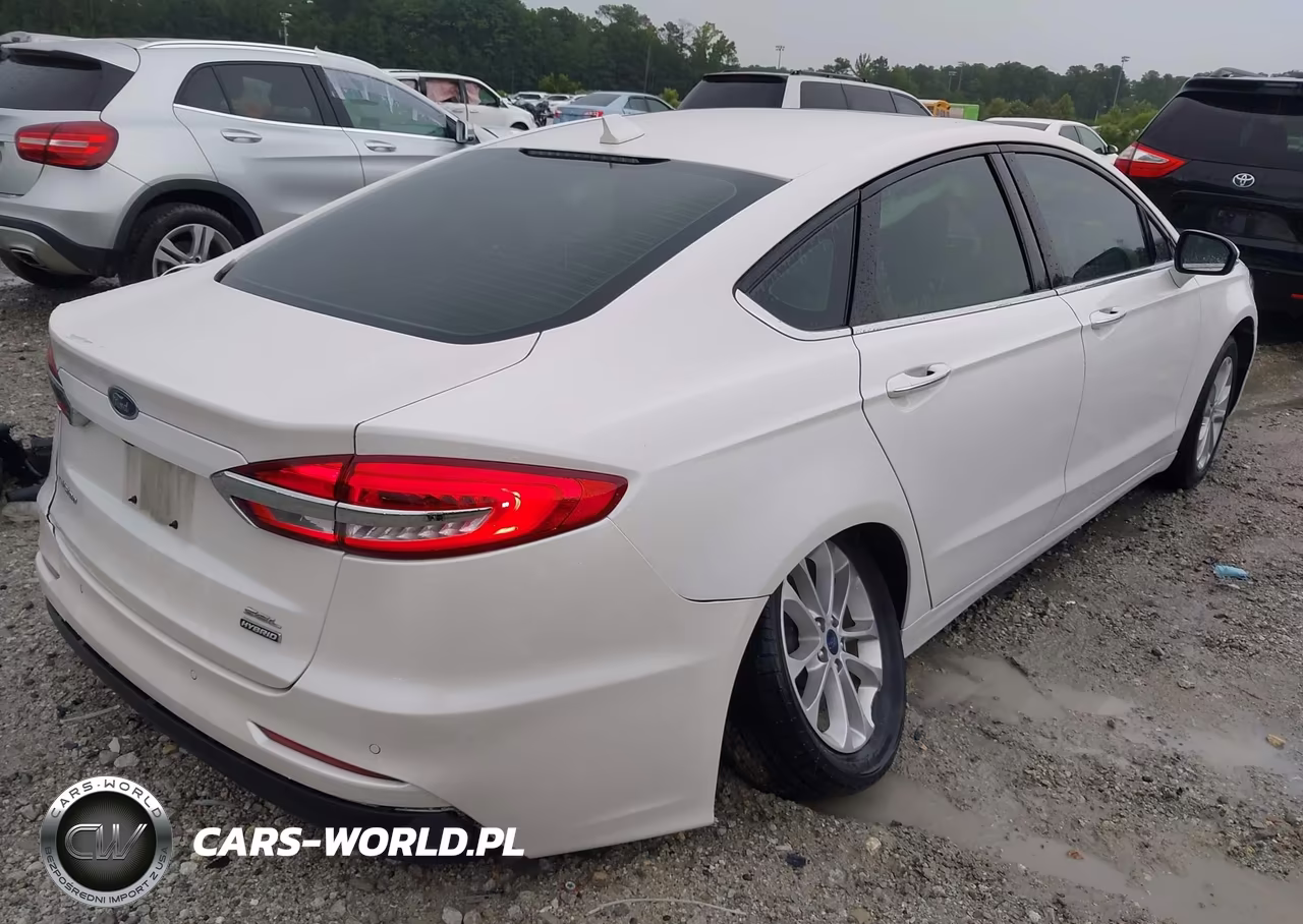 2020 Ford Fusion Hybrid Sel VIN:3FA6P0MU1LR159445 - 4