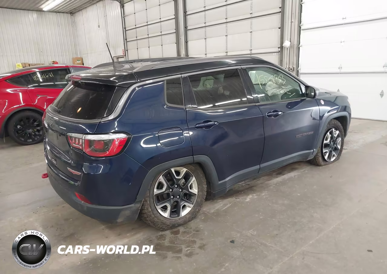 2018 Jeep Compass Trailhawk 4X4 VIN:3C4NJDDB4JT207582 - 4