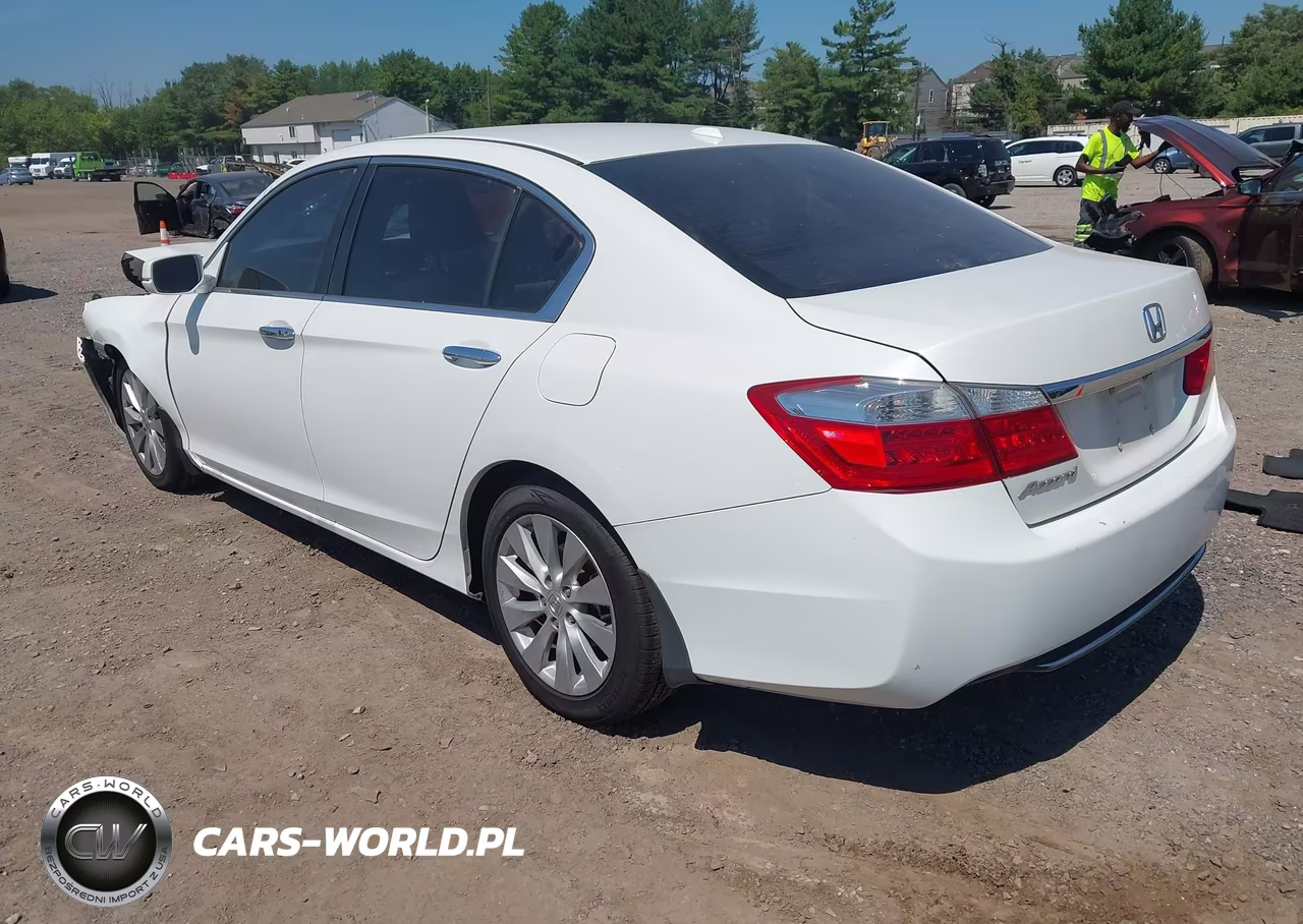 2015 Honda Accord Ex-L VIN:1HGCR2F89FA156568 - 3