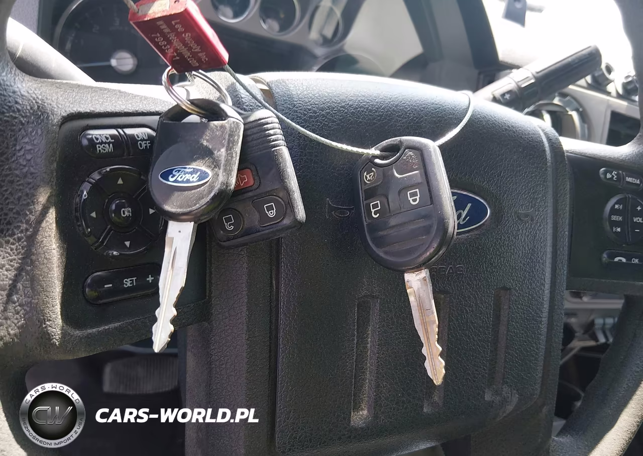 2013 Ford F-250 Xlt VIN:1FT7X2B62DEB58419 - 11