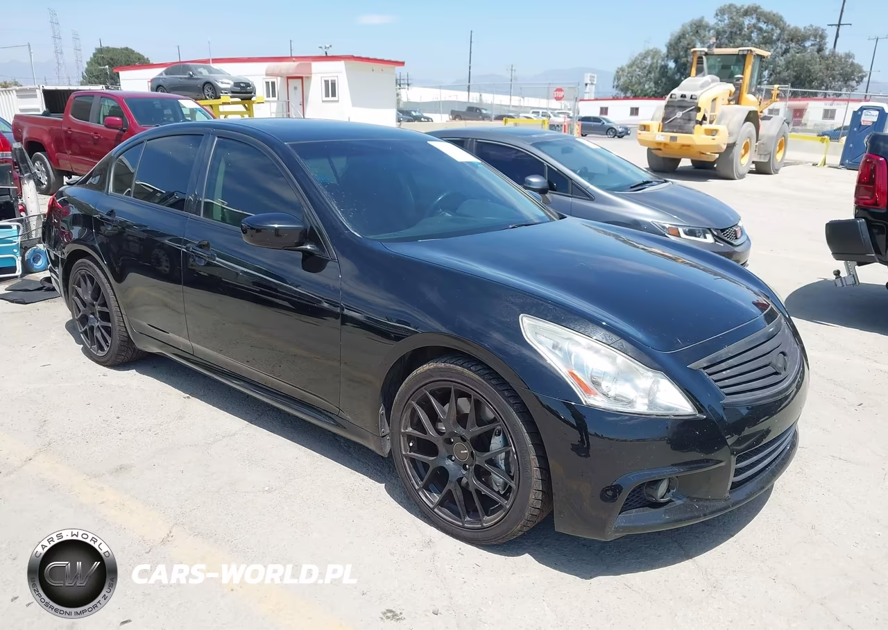 2013 Infiniti G37 Sport – zdjęcie 1 z 19
