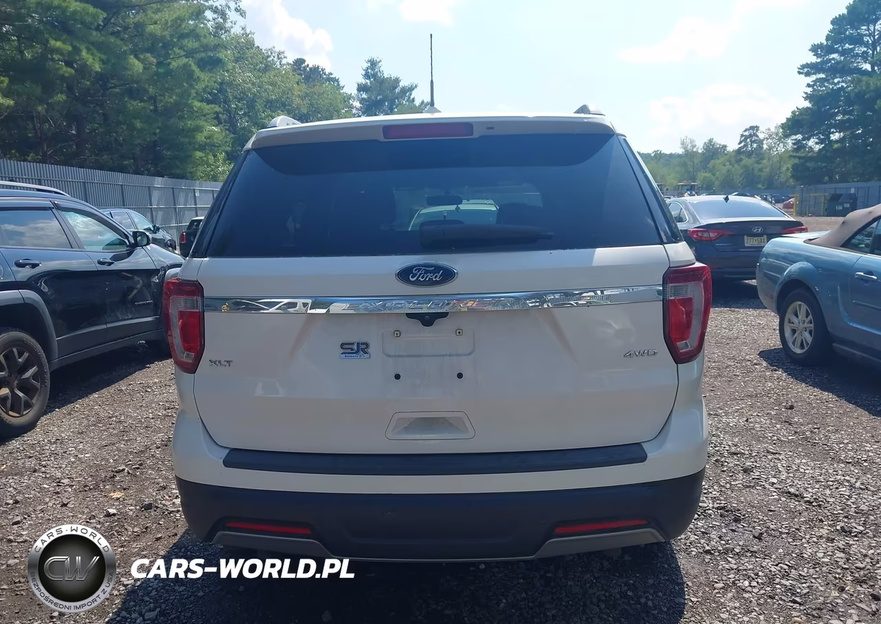 2019 Ford Explorer Xlt VIN:1FM5K8D88KGB00688 - 16