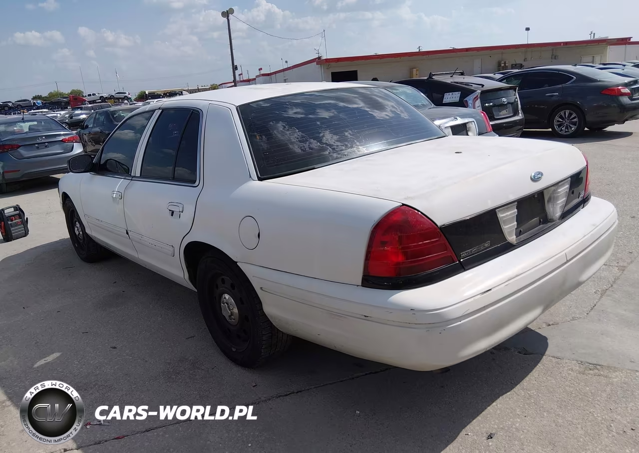 2010 Ford Crown Victoria Police-Police Interceptor VIN:2FABP7BV8AX135340 - 3