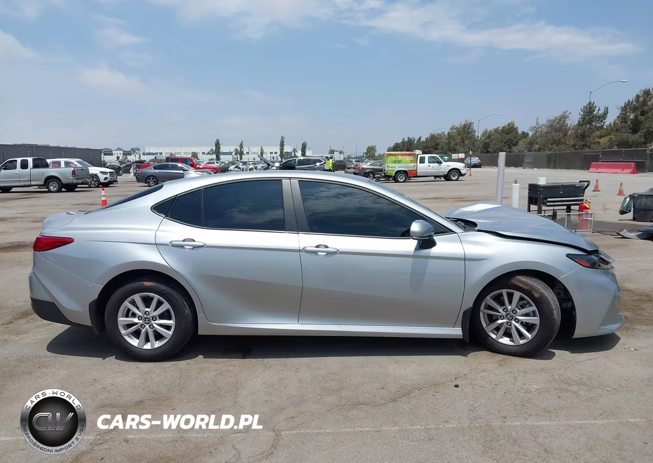 2025 Toyota Camry Xse VIN:4T1DAACK5SU146628 - 13