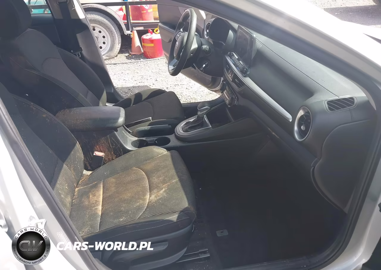 2019 Kia Forte Lxs VIN:3KPF24AD0KE125331 - 5