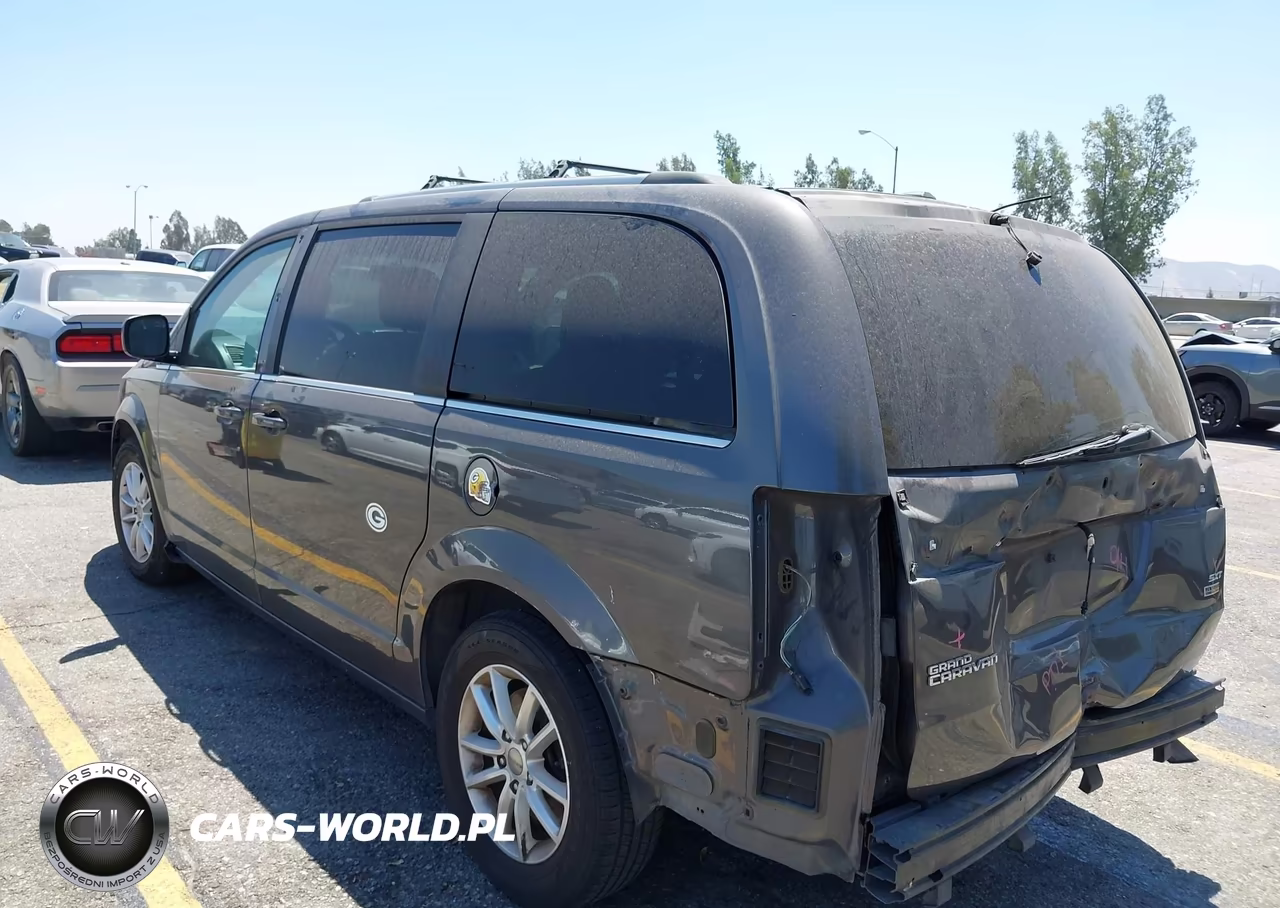2018 Dodge Grand Caravan Sxt VIN:2C4RDGCG1JR208991 - 3