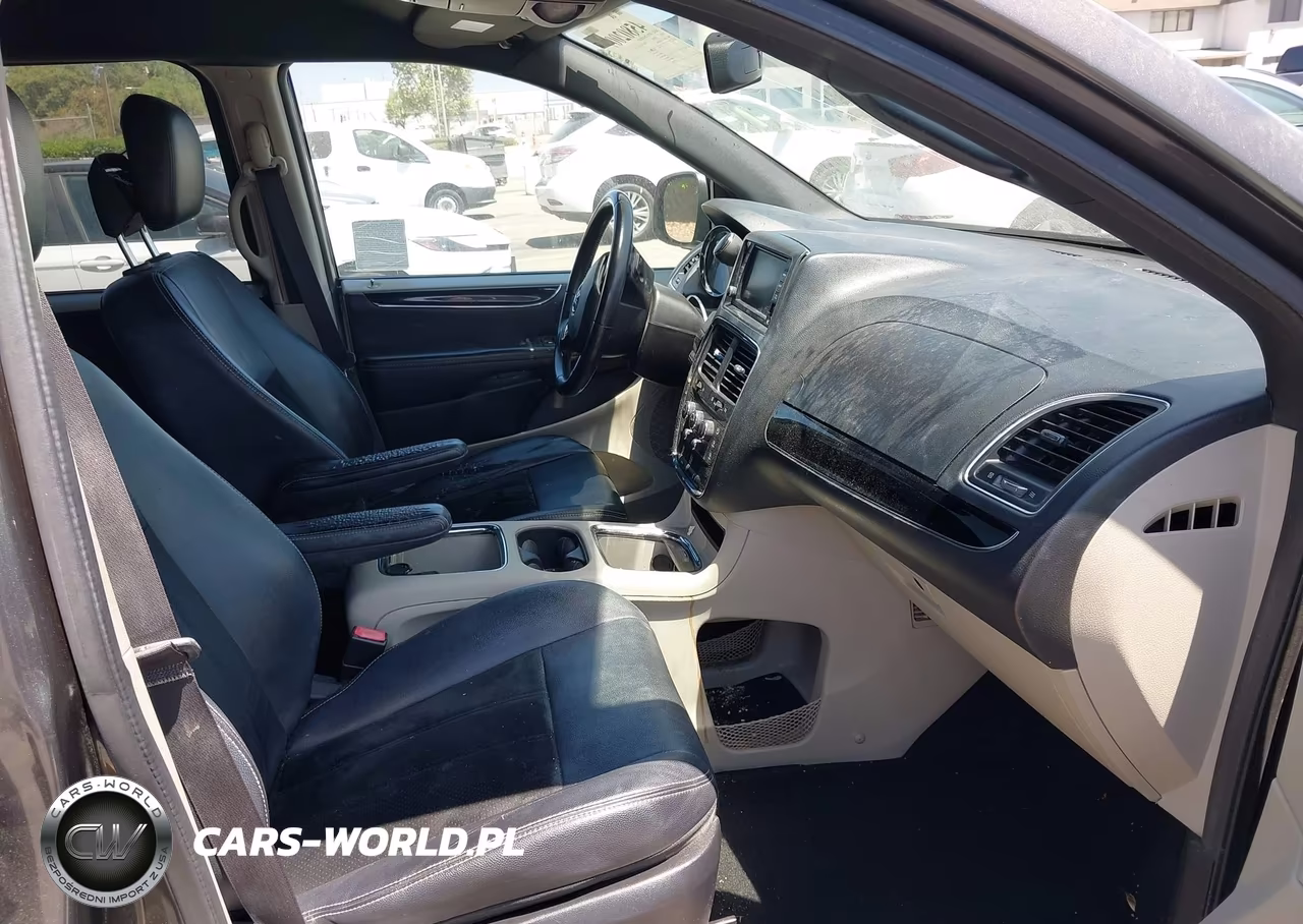 2018 Dodge Grand Caravan Sxt VIN:2C4RDGCG1JR208991 - 5