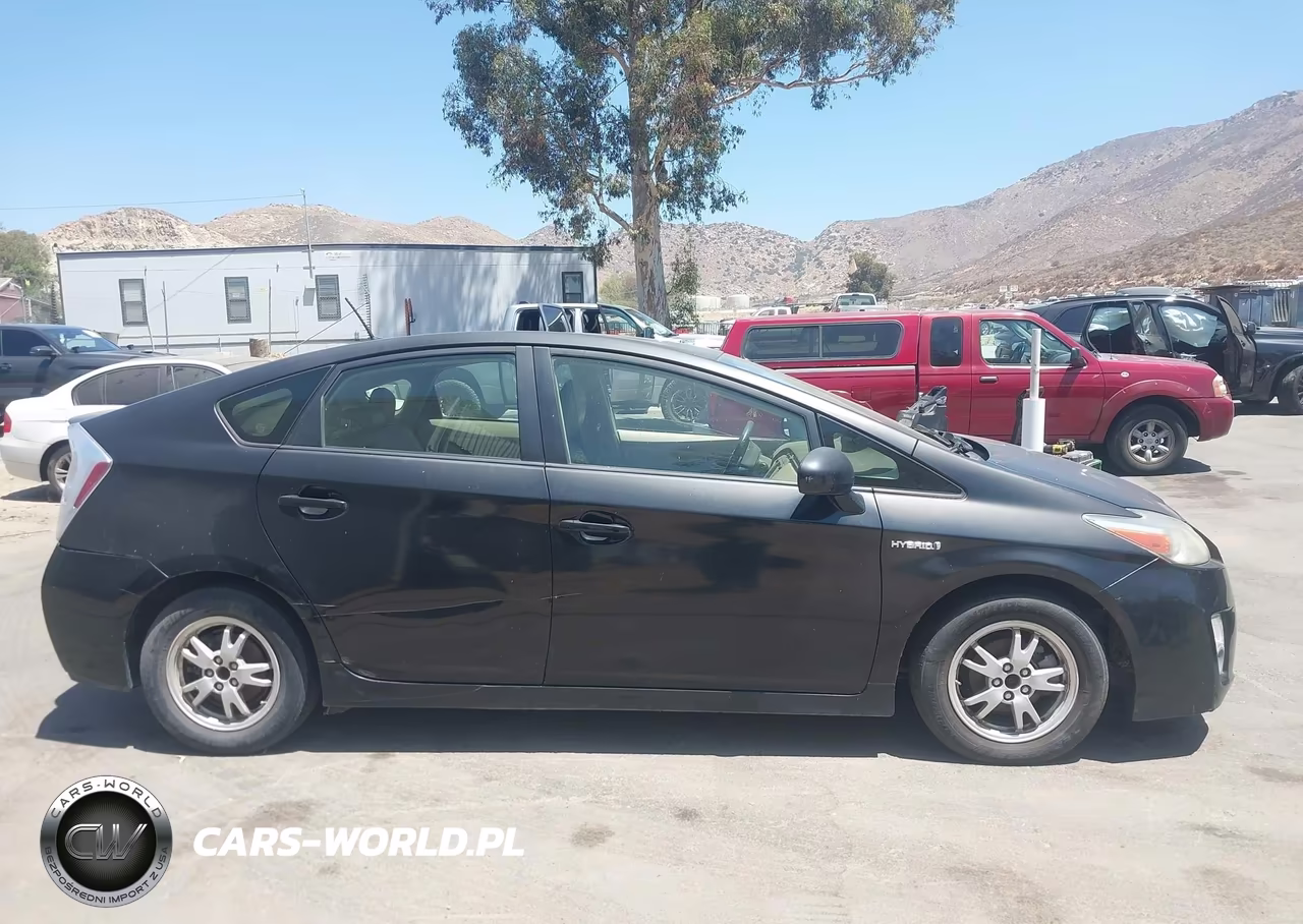 2011 Toyota Prius Four VIN:JTDKN3DU5B1457568 - 13