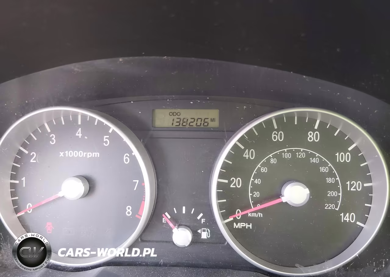 2008 Hyundai Accent Gs VIN:KMHCM36CX8U073297 - 7