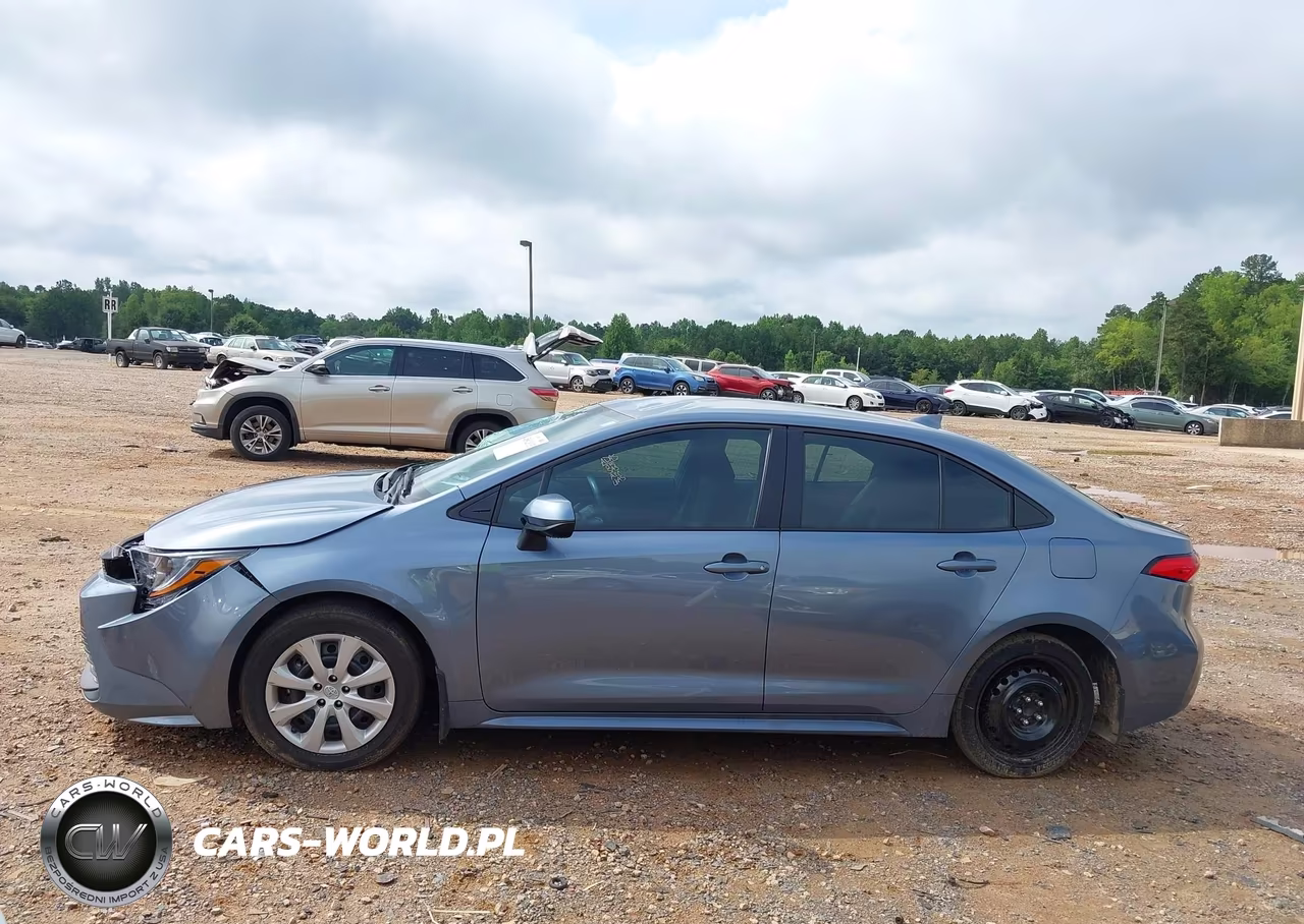 2026 Toyota Corolla Le VIN:5YFB4MDE4TP422728 - 14