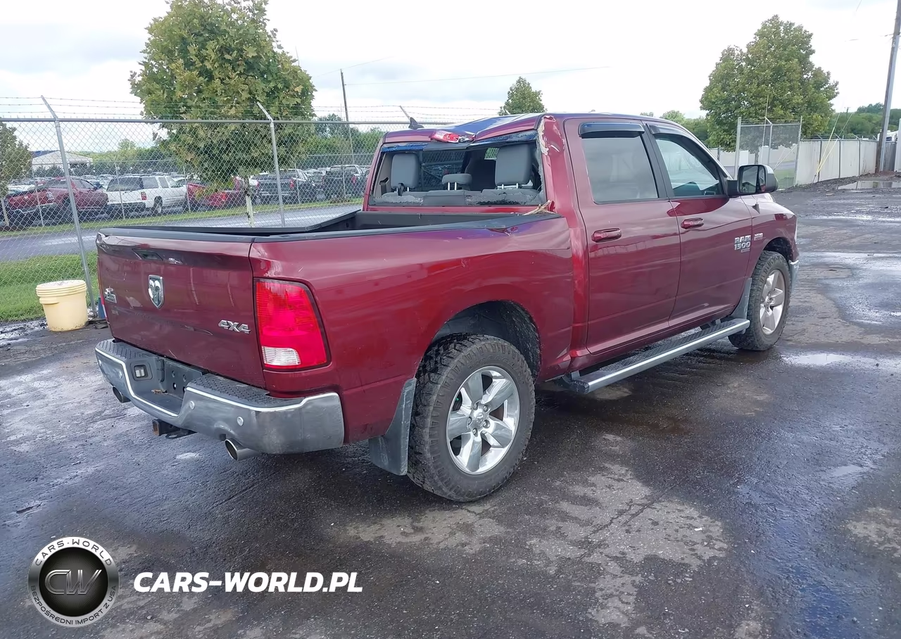 2019 Ram 1500 Classic Big Horn 4X4 5'7 Box VIN:1C6RR7LT0KS560546 - 4