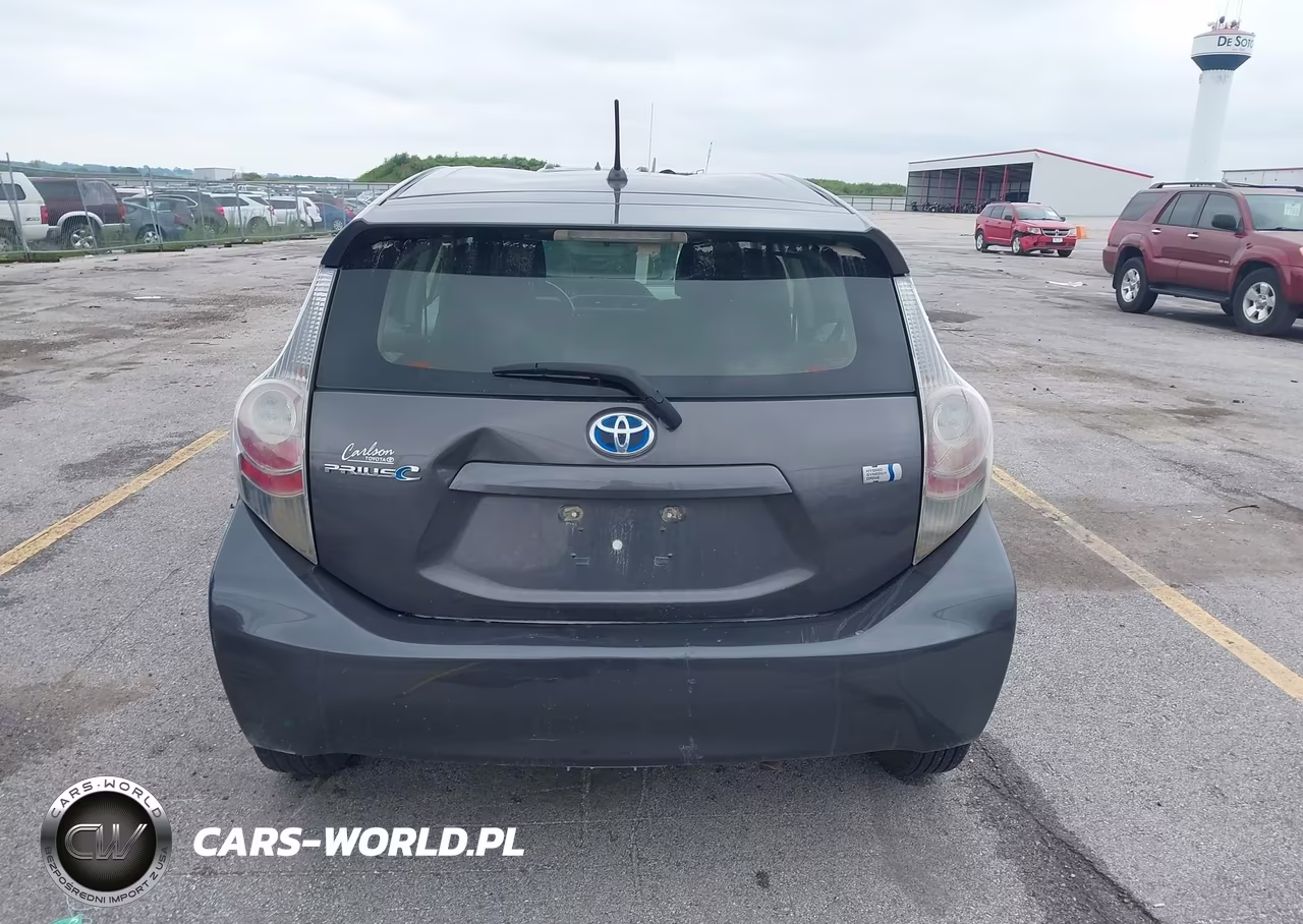2013 Toyota Prius C Two VIN:JTDKDTB30D1054954 - 16