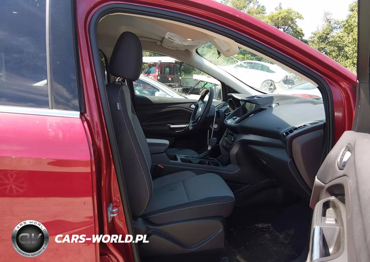 2017 Ford Escape Se VIN:1FMCU9GD7HUE11782 - 5
