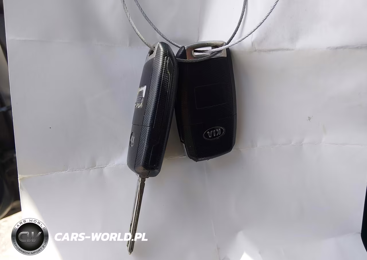 2015 Kia Soul VIN:KNDJN2A26F7170073 - 11