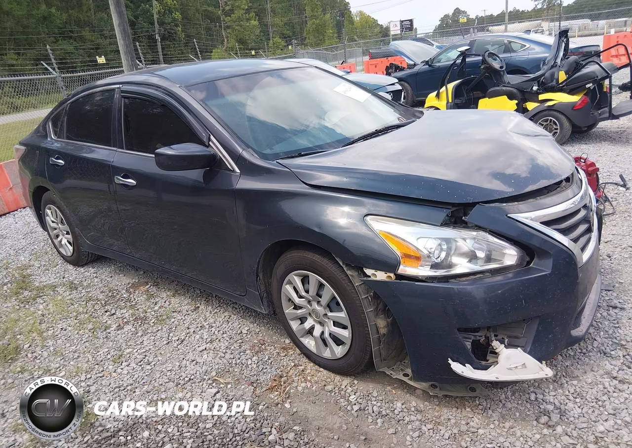 2014 Nissan Altima 2.5 S – zdjęcie 1 z 12