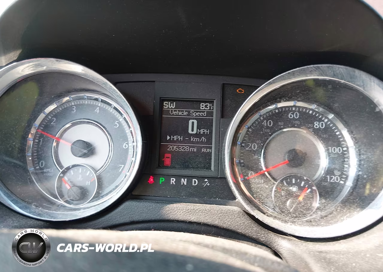 2011 Chrysler Town & Country Touring-L VIN:2A4RR8DG3BR666128 - 7