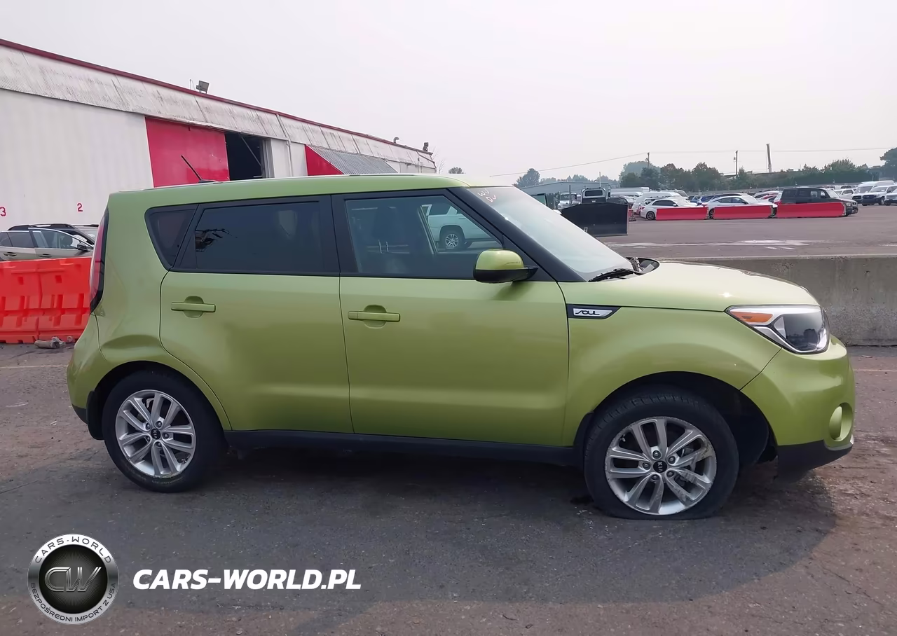 2017 Kia Soul + VIN:KNDJP3A59H7880405 - 13