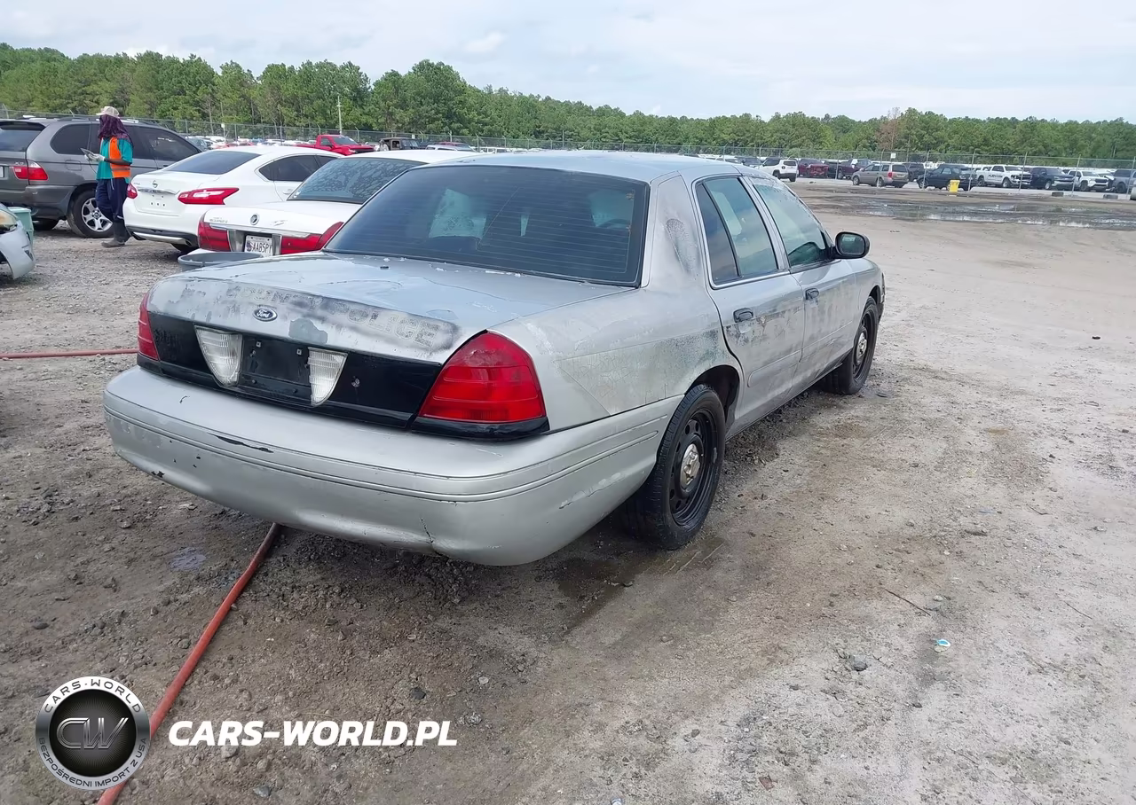 2007 Ford Crown Victoria Police-Police Interceptor VIN:2FAHP71W57X130464 - 4