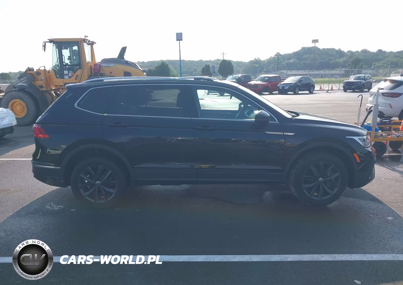 2022 Volkswagen Tiguan 2.0T Se VIN:3VV2B7AX8NM040100 - 13