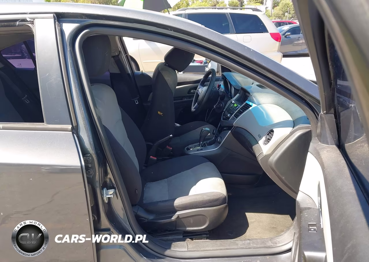 2013 Chevrolet Cruze Ls Auto VIN:1G1PA5SG4D7166241 - 5