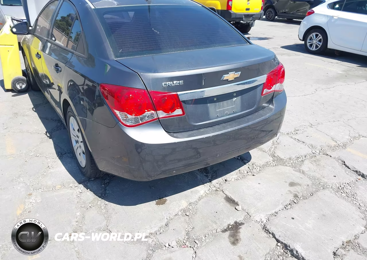 2013 Chevrolet Cruze Ls Auto VIN:1G1PA5SG4D7166241 - 6