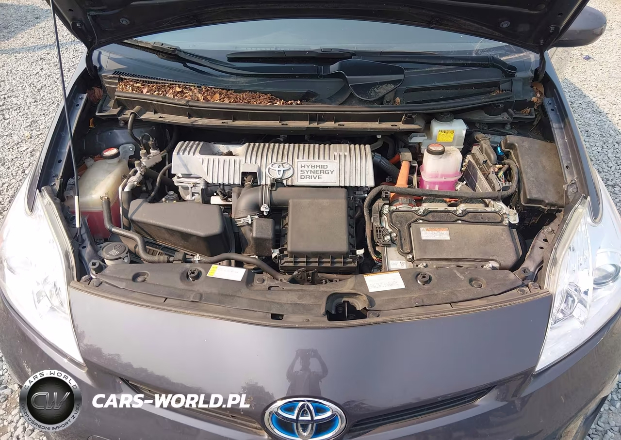 2015 Toyota Prius Two VIN:JTDKN3DU1F0467722 - 10