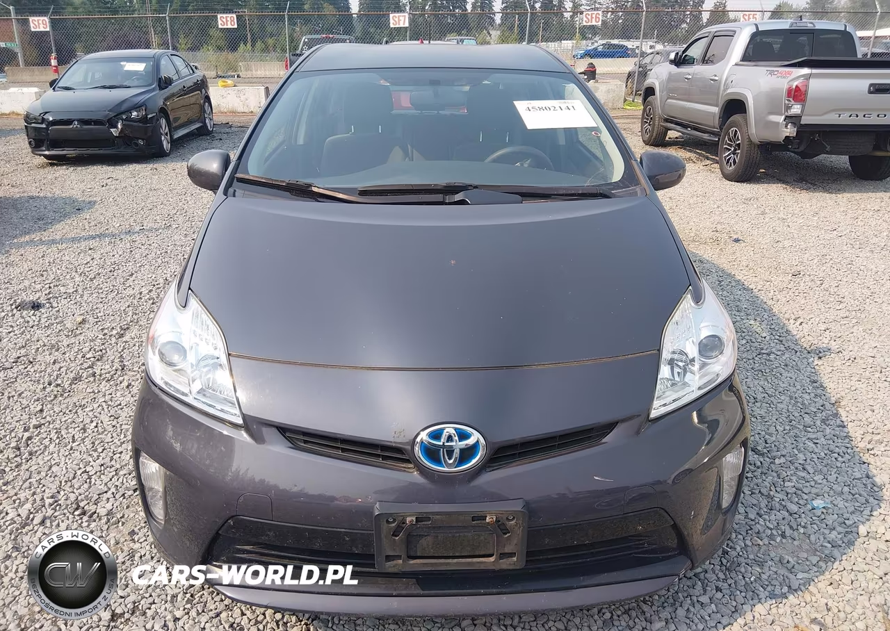 2015 Toyota Prius Two VIN:JTDKN3DU1F0467722 - 12