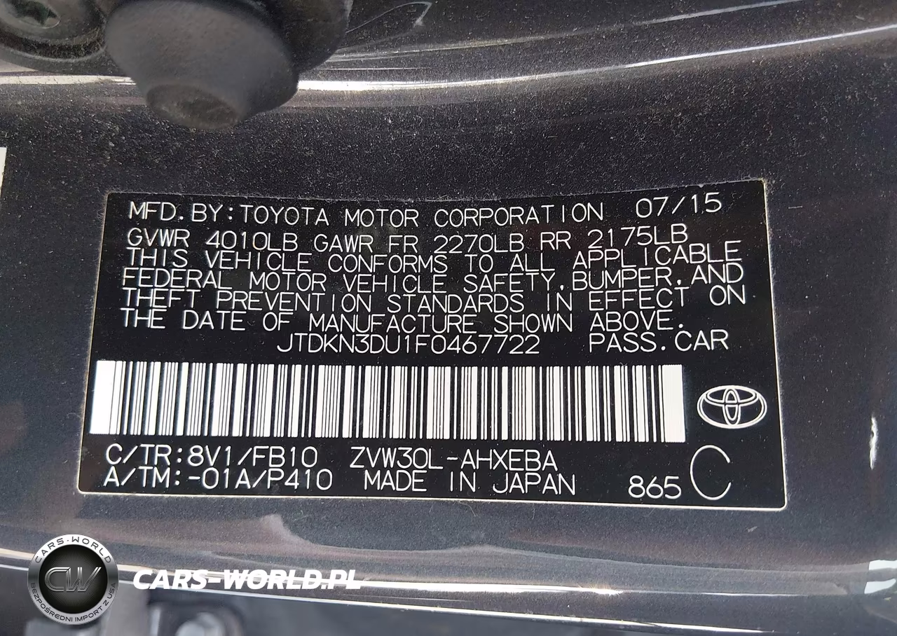 2015 Toyota Prius Two VIN:JTDKN3DU1F0467722 - 9