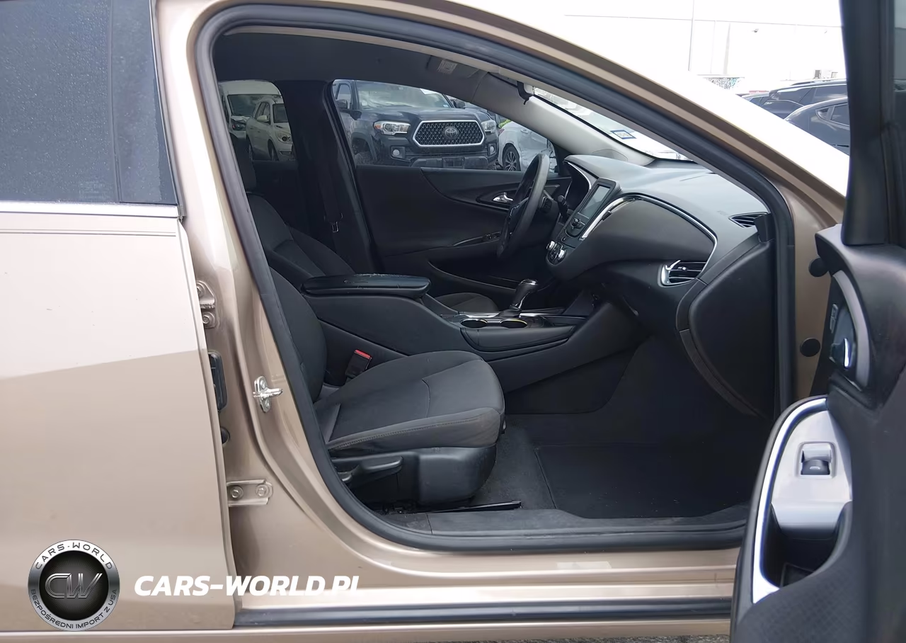 2018 Chevrolet Malibu Lt VIN:1G1ZD5ST6JF269532 - 5
