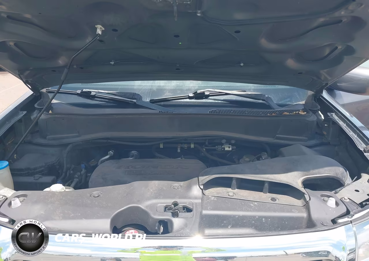 2011 Honda Pilot Touring VIN:5FNYF3H98BB023598 - 10