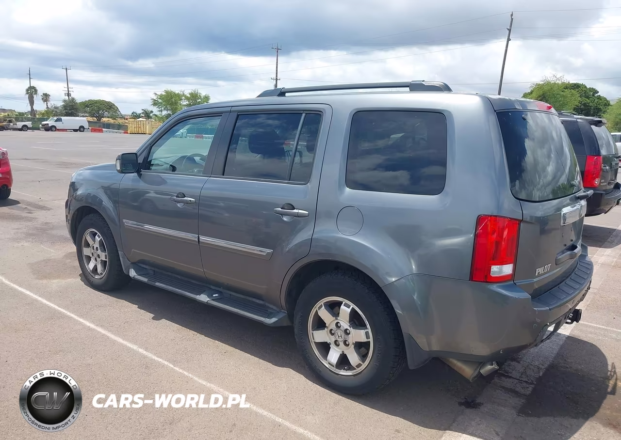 2011 Honda Pilot Touring VIN:5FNYF3H98BB023598 - 3