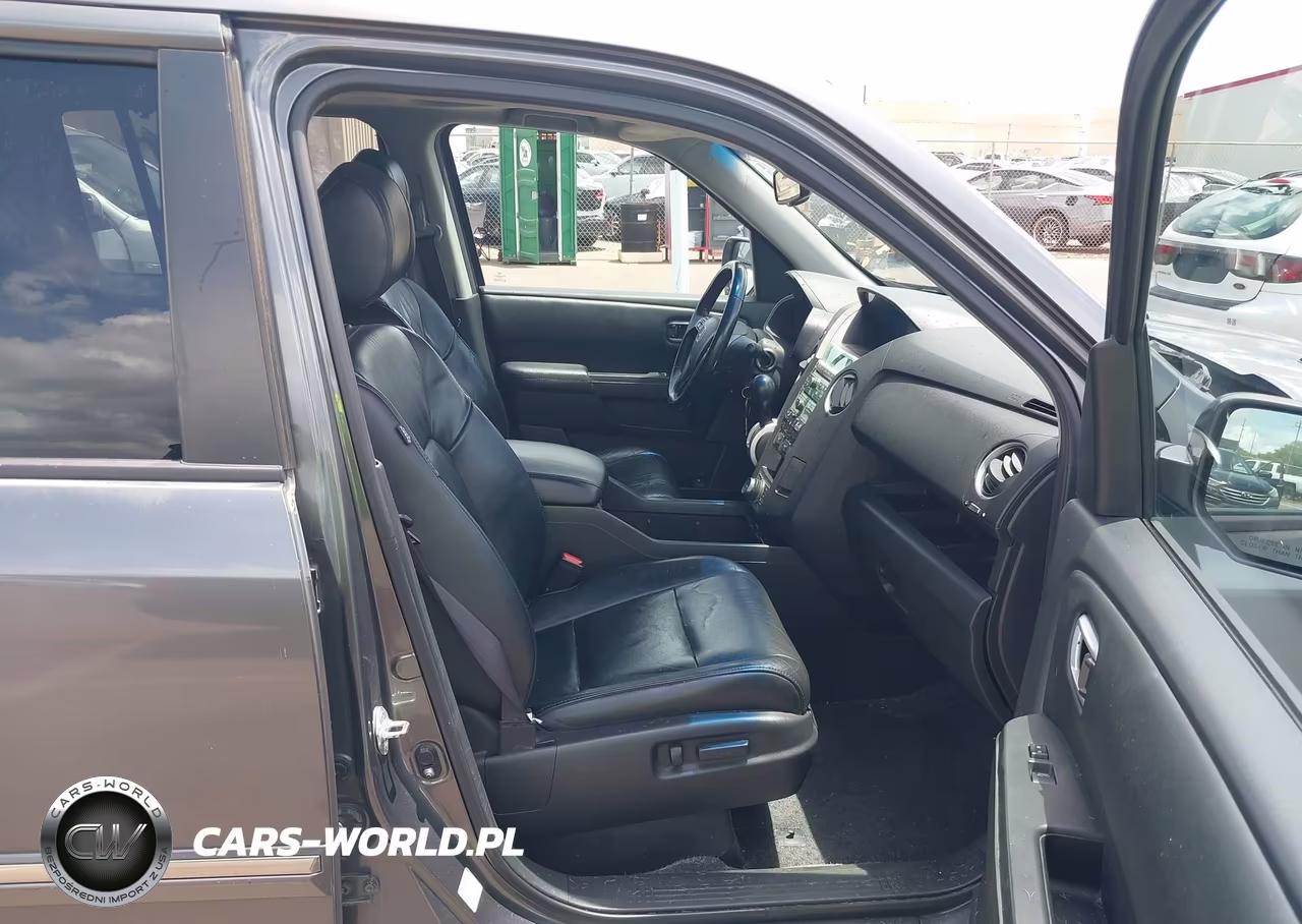 2011 Honda Pilot Touring VIN:5FNYF3H98BB023598 - 5