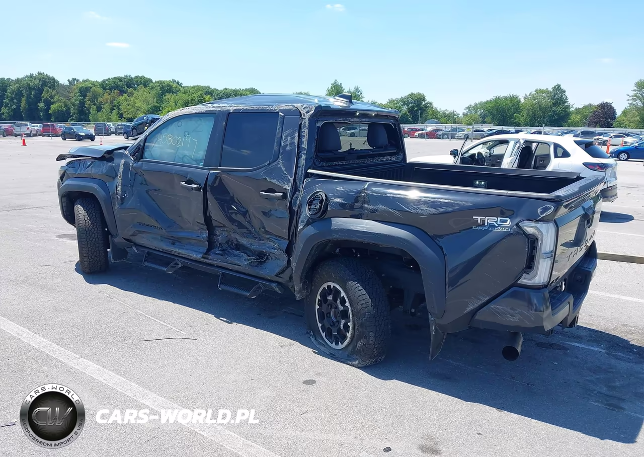 2024 Toyota Tacoma Trd Off Road VIN:3TMLB5JN3RM000907 - 3