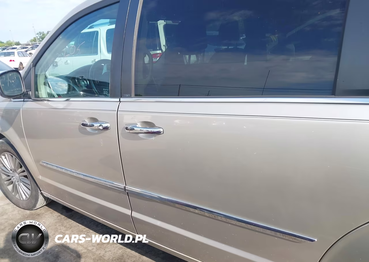 2014 Chrysler Town & Country Touring-L VIN:2C4RC1CG9ER284982 - 14