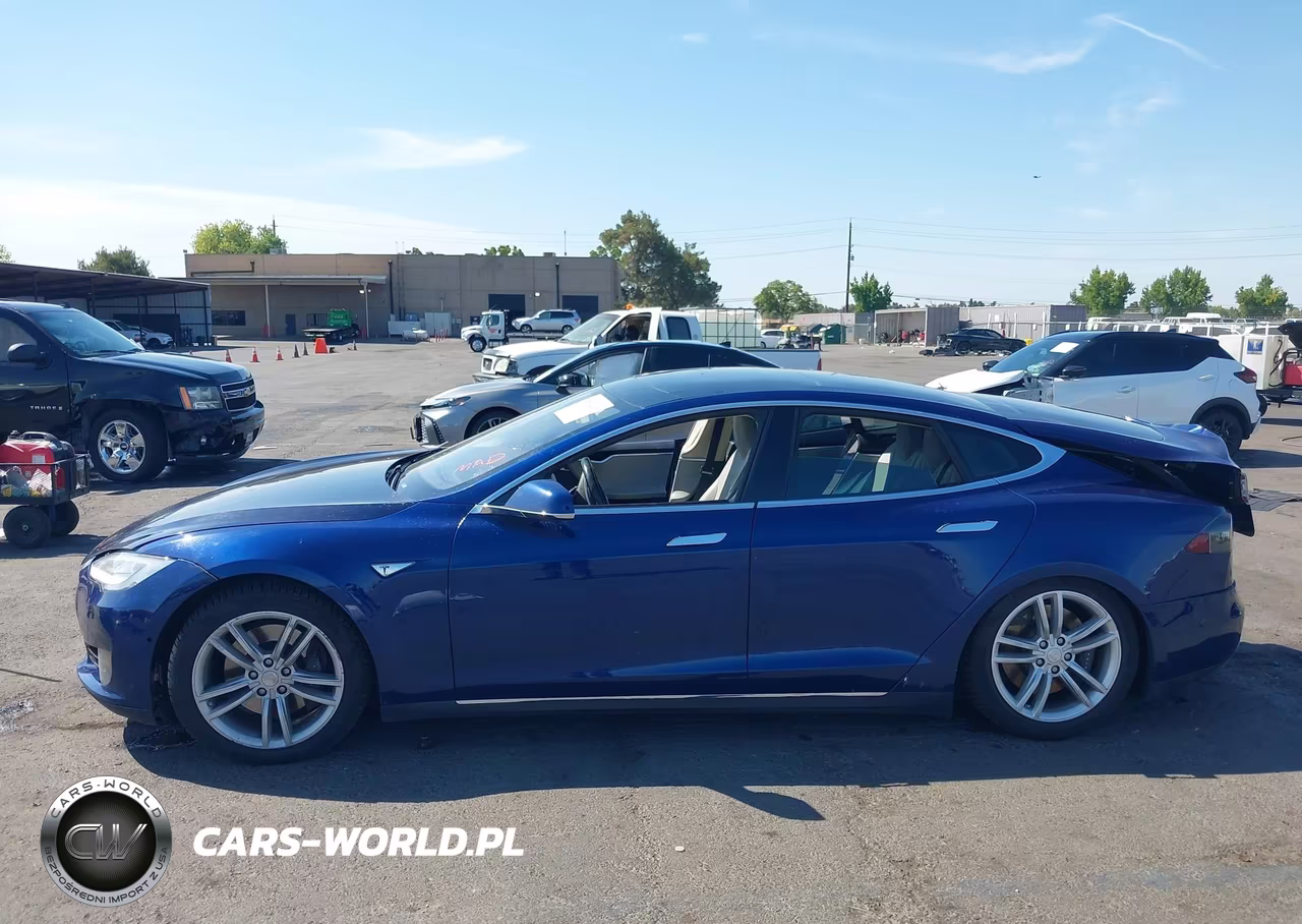 2015 Tesla Model S 70D-85D-P85D VIN:5YJSA1H24FF095318 - 13