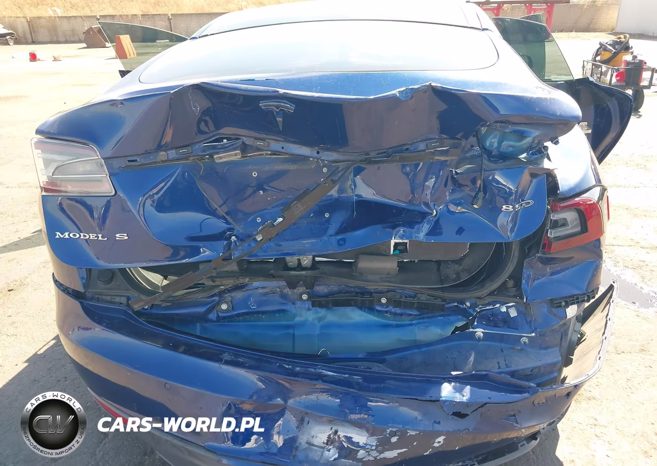 2015 Tesla Model S 70D-85D-P85D VIN:5YJSA1H24FF095318 - 6