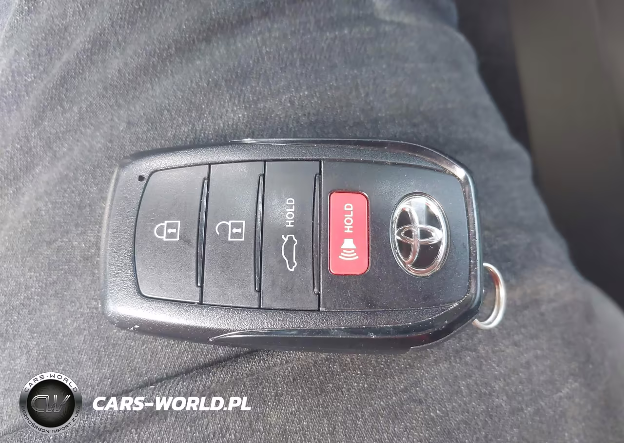 2025 Toyota Corolla Hybrid Le VIN:JTDBDMHE4S3020449 - 11