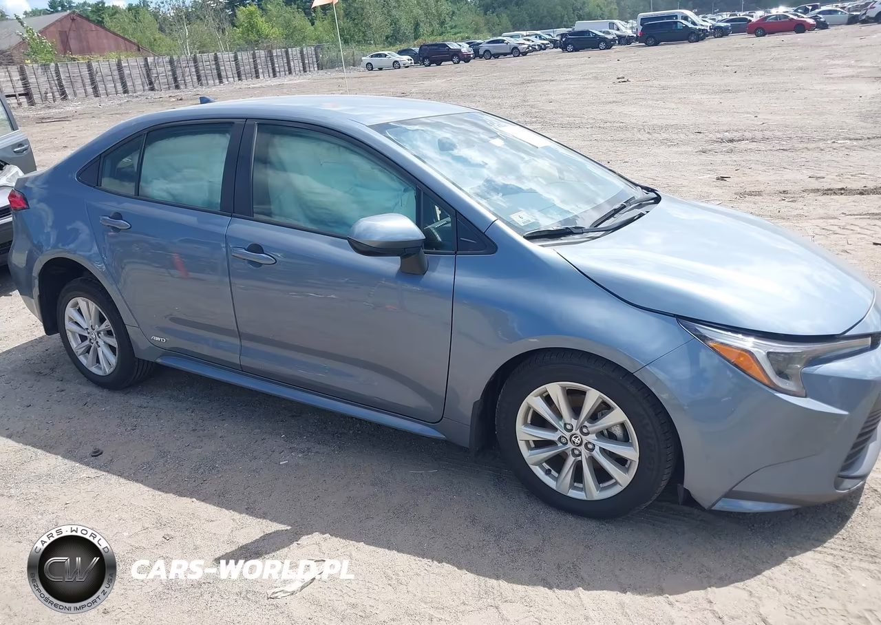 2025 Toyota Corolla Hybrid Le VIN:JTDBDMHE4S3020449 - 13