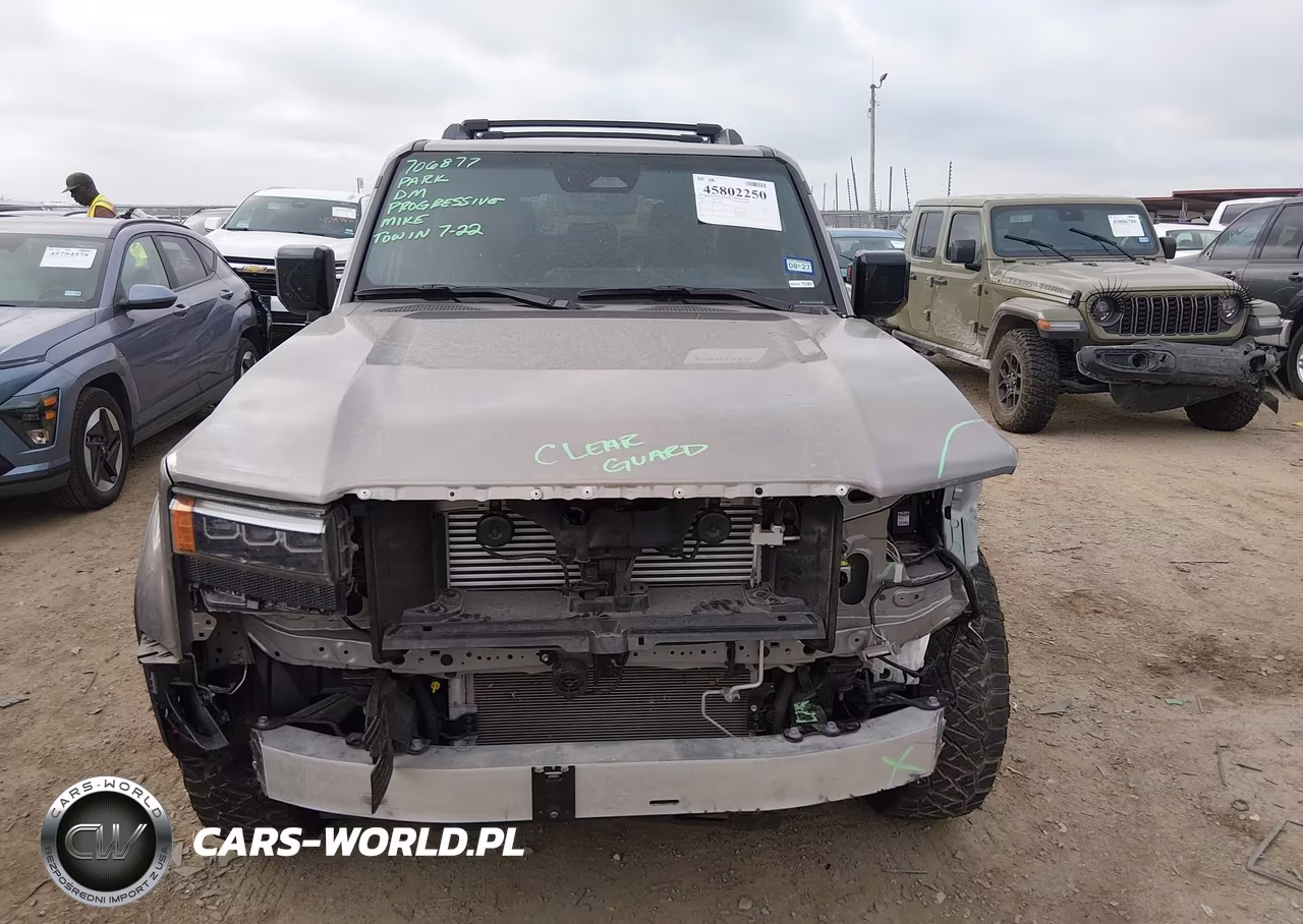 2025 Toyota Land Cruiser VIN:JTEABFAJ8S5020958 - 12