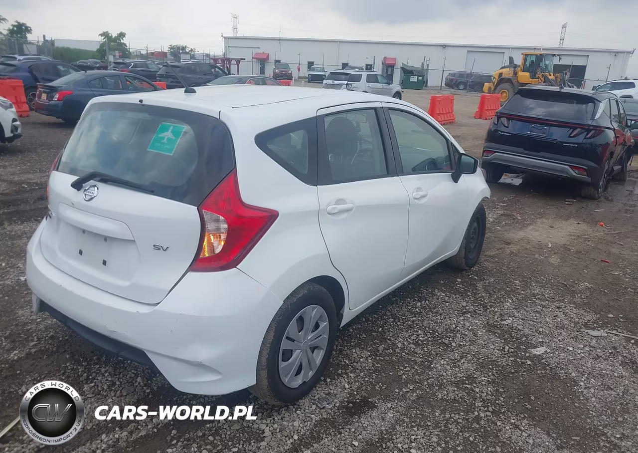 2019 Nissan Versa Note Sv VIN:3N1CE2CPXKL366303 - 4